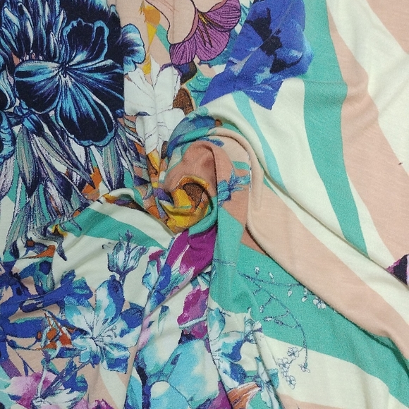 Spense Sleeveless Cross Front Maxi Dress - Picture 5 of 15